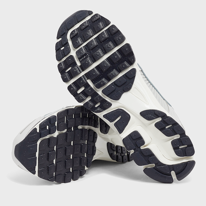 Nike Wmns Zoom Vomero 5 "Metallic Silver" grau 78498 7
