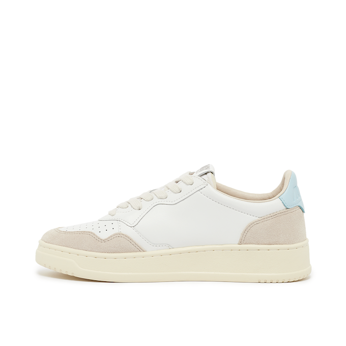 Autry Wmns Medalist Low white 82550 3