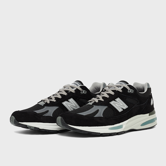 New Balance 991v2 (U991BK2) schwarz 84207 1