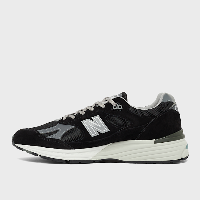 New Balance 991v2 (U991BK2) black 84207 3