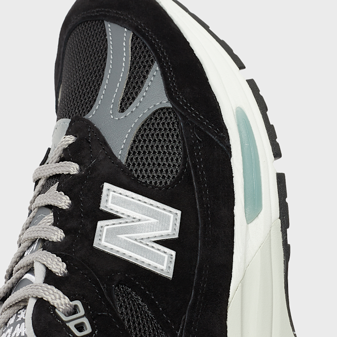 New Balance 991v2 (U991BK2) schwarz 84207 7