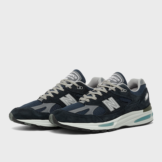 New Balance 991v2 (U991NV2) blau 84216 1