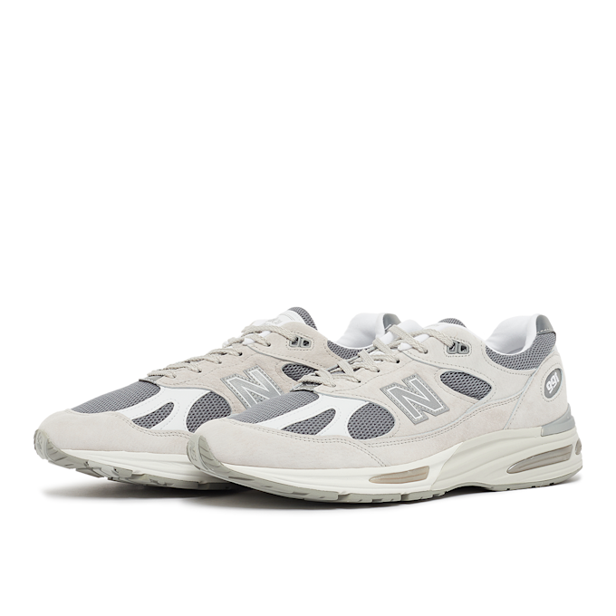 New Balance 991v2 (U991LG2) "Nimbus Cloud" beige 84375 1