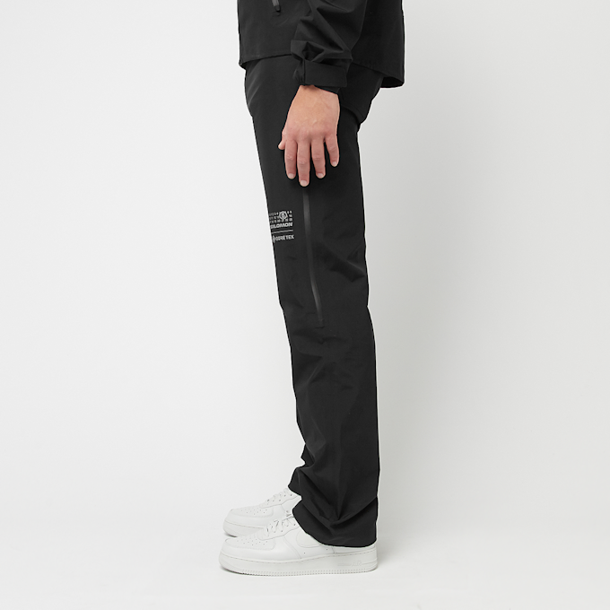 MM6 Maison Margiela x Salomon Pants 5 Pockets Gore Tex schwarz 88308 3
