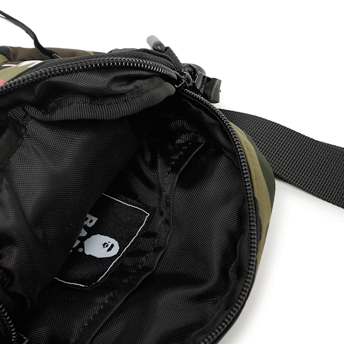A Bathing Ape 1st Camo Shark Mini Bag grün 89387 4