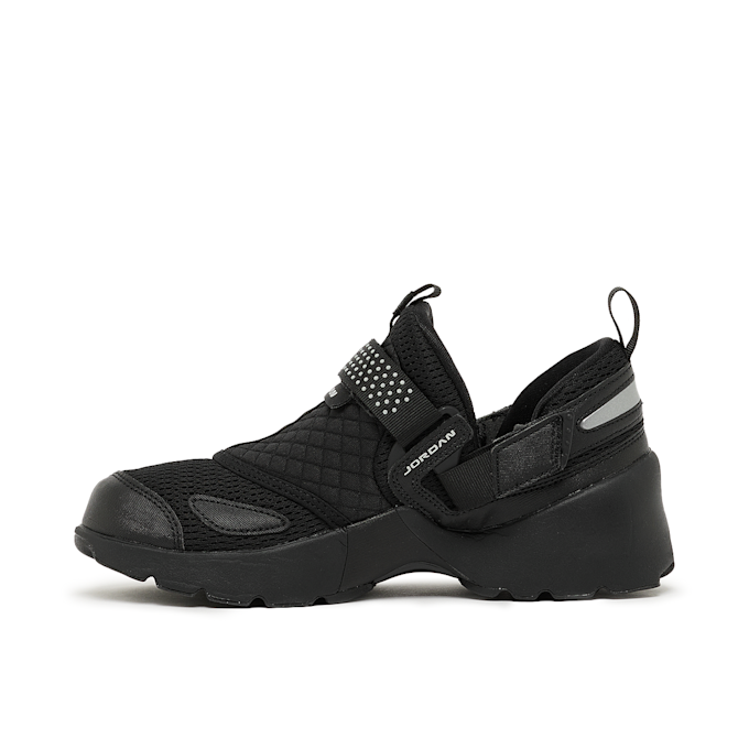 Jordan Wmns Trunner LX schwarz 88701 3
