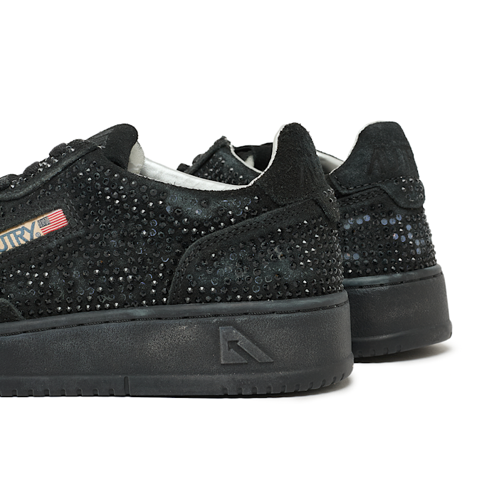 Autry Wmns Medalist Low black 91295 5
