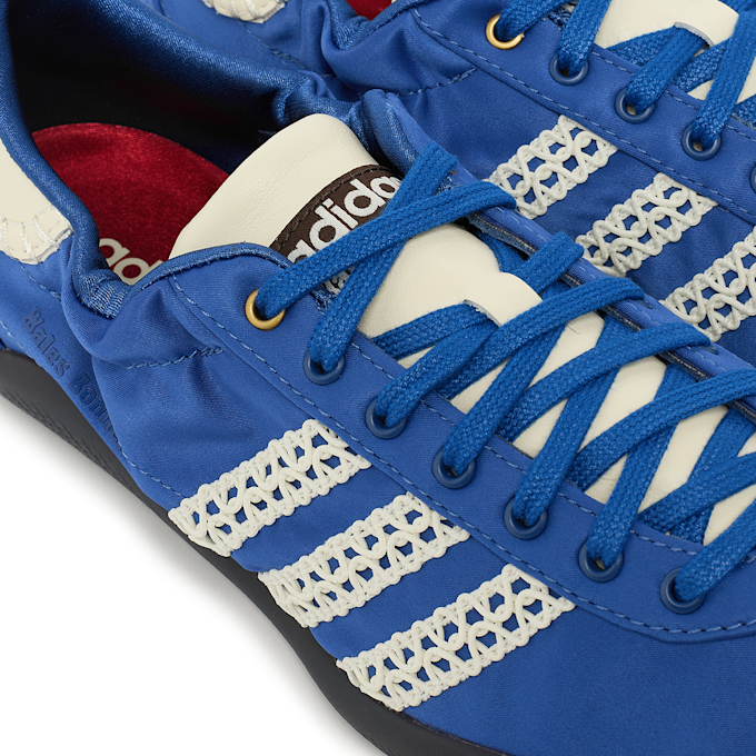 adidas Originals x Wales Bonner Wmns Karintha Low Satin blau 92341 6