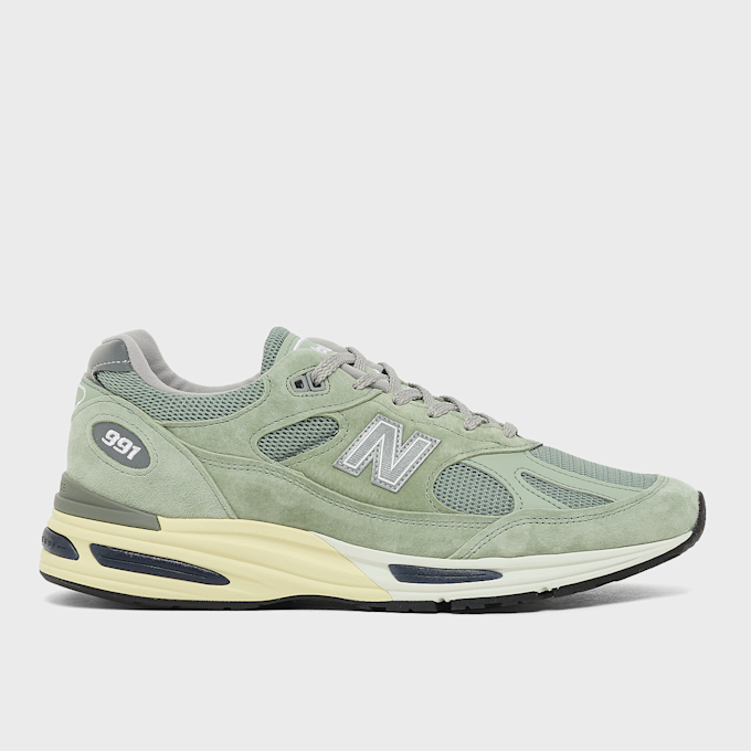 New Balance 991v2 (U991BB2) grün 92636 2