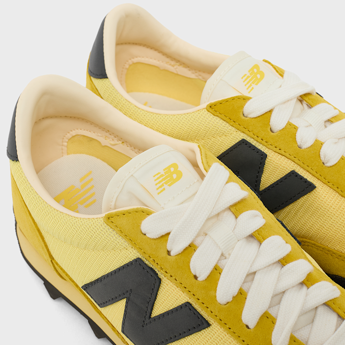 New Balance Gator Run (UGTR9SR) yellow 93835 6