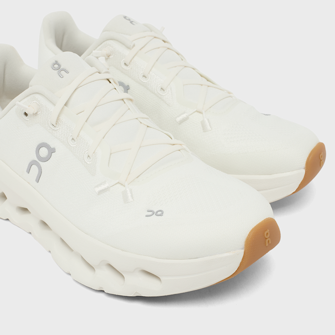 On Wmns Cloudtilt beige 93951 6