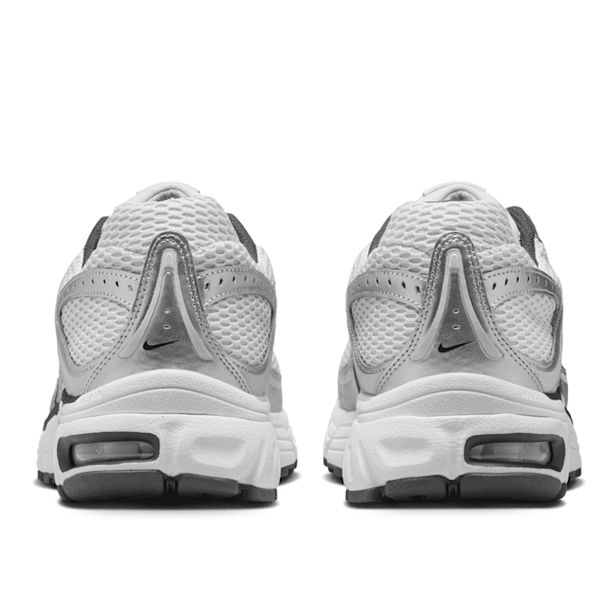 Nike Air Max Moto 2K weiß 94324 5
