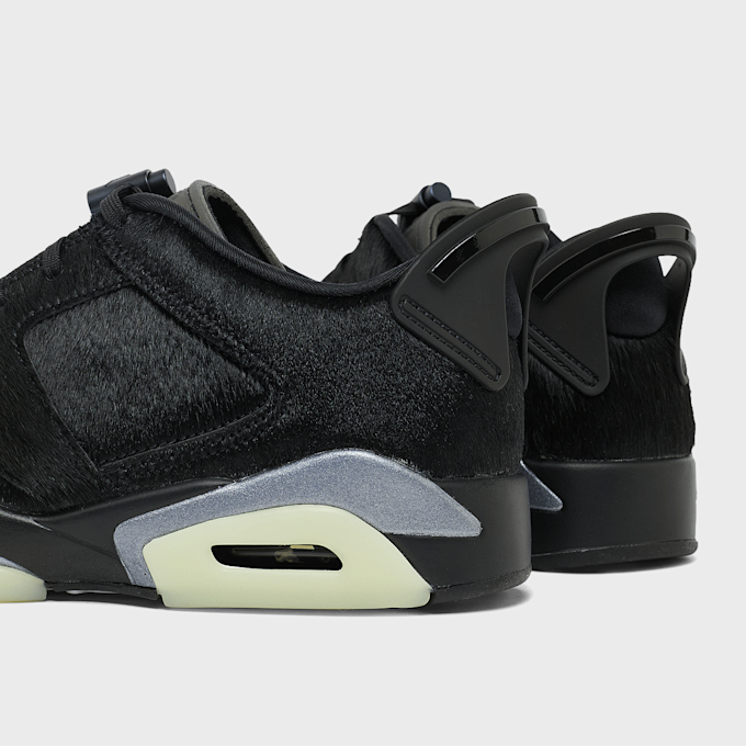 Jordan Wmns Air Jordan 6 Low "Blackout" black 94468 5