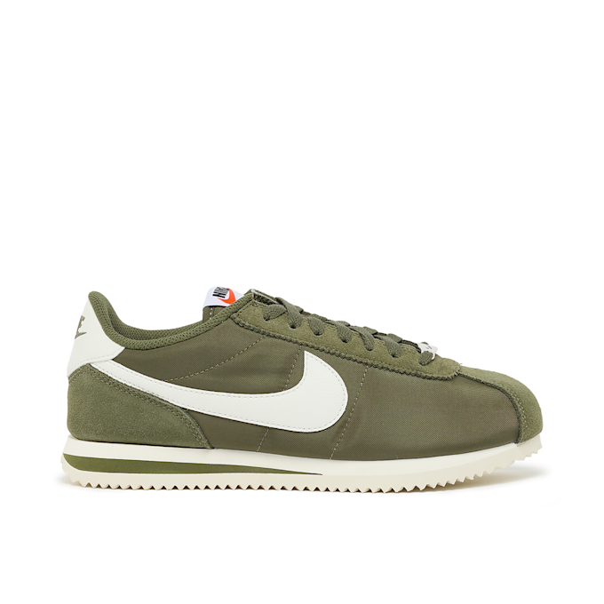 Nike   Wmns Cortez grün 94469 2