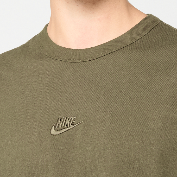 Nike   Premium Essentials T-Shirt groen 94497 5