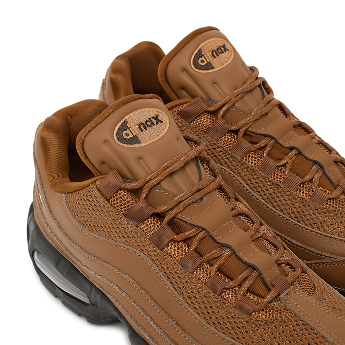 Nike Wmns Air Max 95 OG Big Bubble "Jewel Swoosh" braun 94505 6