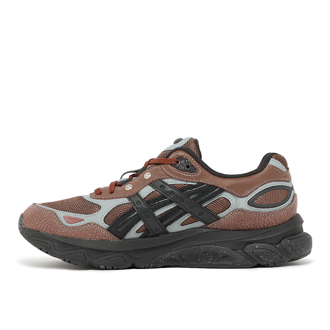 ASICS SportStyle x HAL Studios Gel-NYC 2.0 SSHS brown 94998 3