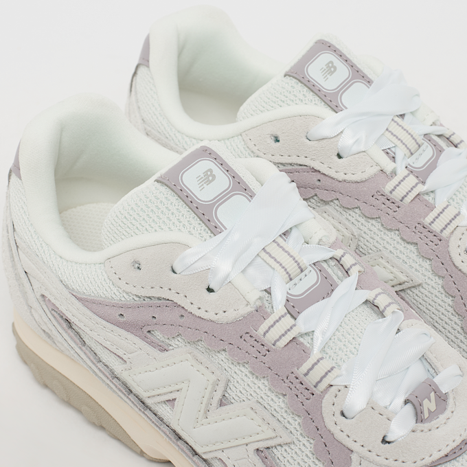 New Balance Wmns 204L (U204L6A6) grey 95505 6