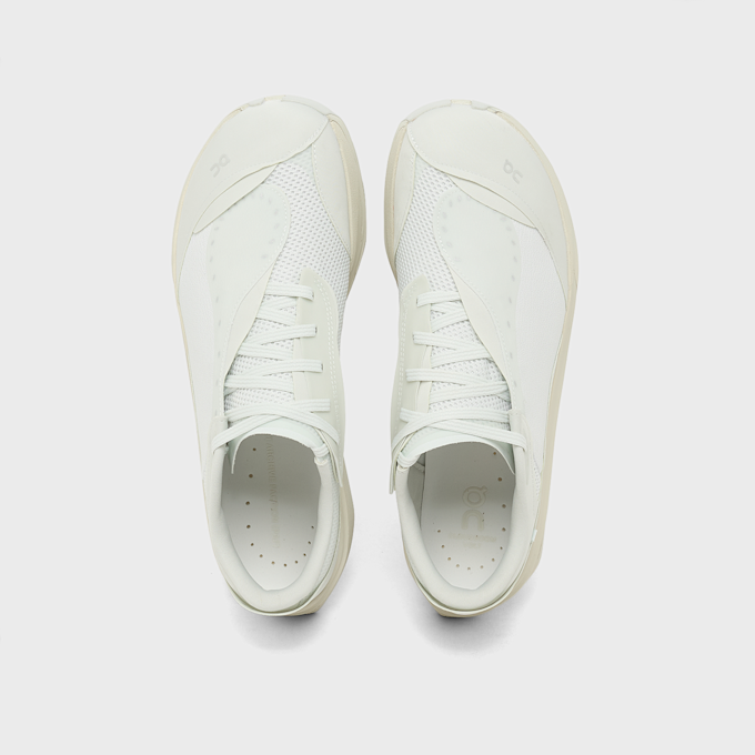 On x PAF Wmns Cloudboom Next beige 97598 4