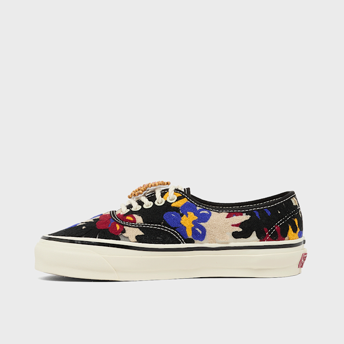 Vans Wmns LX Authentic 44 Needlework black 95621 3