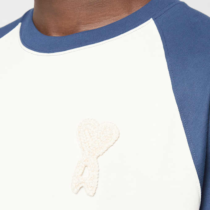 AMI PARIS SS Boxy Fit T-Shirt Ami De Coeur Knitted Patch beige 95940 3