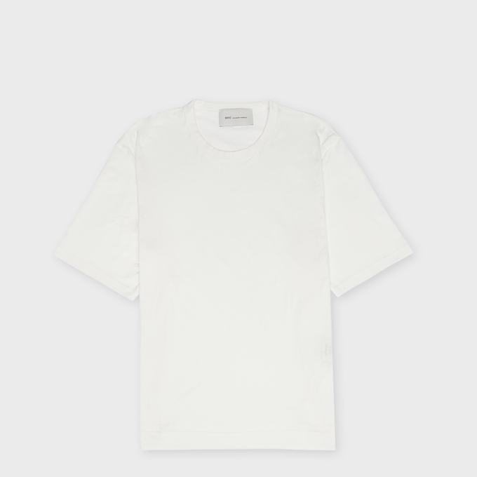 AMI PARIS Classic Fit Shortsleeve T-Shirt Ami De Coeur Patch weiß 95937 1
