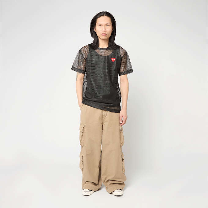 Comme des Garcons Play T-Shirt Red Emblem Mesh Red Heart schwarz 96053 2