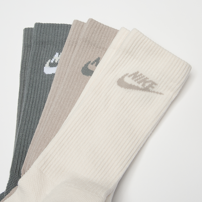 Nike Everyday Elevated Crew Socks (3 Pack) multicolor 98059 3