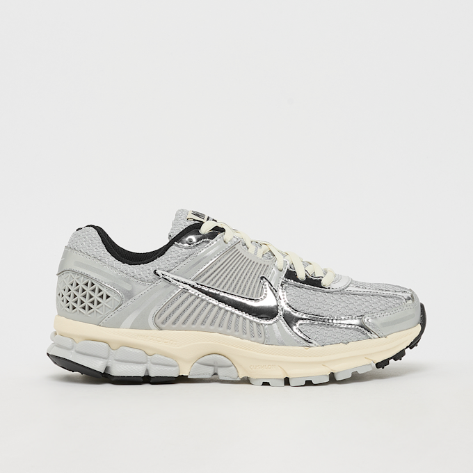 Nike   Wmns Zoom Vomero 5 silber 98124 2