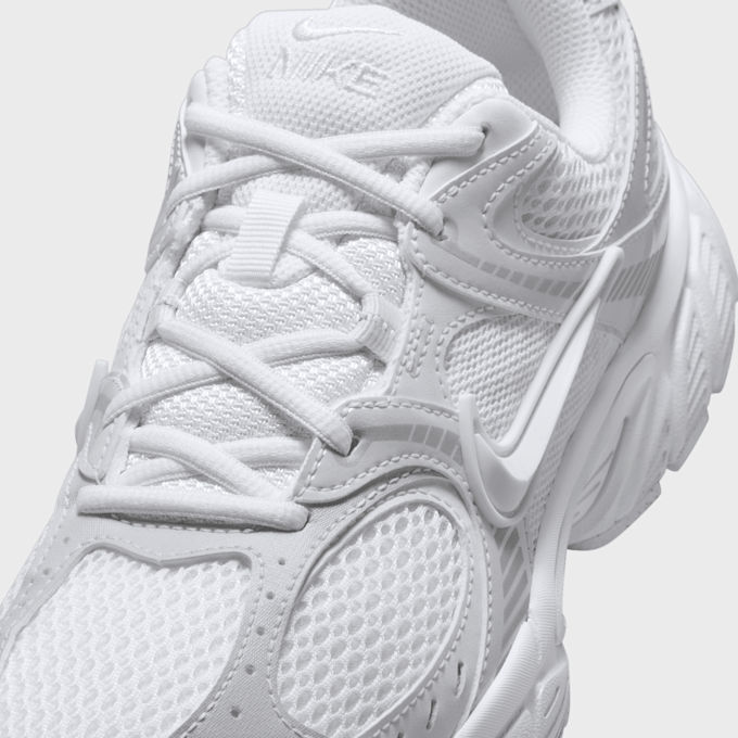 Nike   Wmns V5 RNR (Runner) wit 98270 5