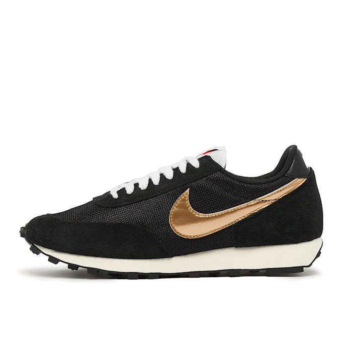 Nike   Daybreak SP gold 98567 3