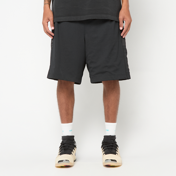 Nike   x Infinite Archives Cat Scratch Short schwarz 98928 2