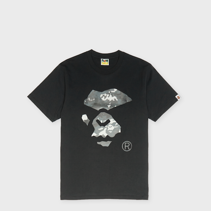 A Bathing Ape Multi Pixel Camo Mad Ape Face Tee zwart 99495 1