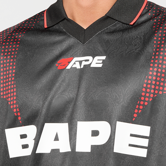 A Bathing Ape Ape Flame Monogram Jacquard Logo Football Jersey schwarz 99551 4