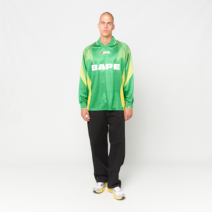 A Bathing Ape Ape Flame Monogram Jacquard Logo Football Jersey grün 99550 2