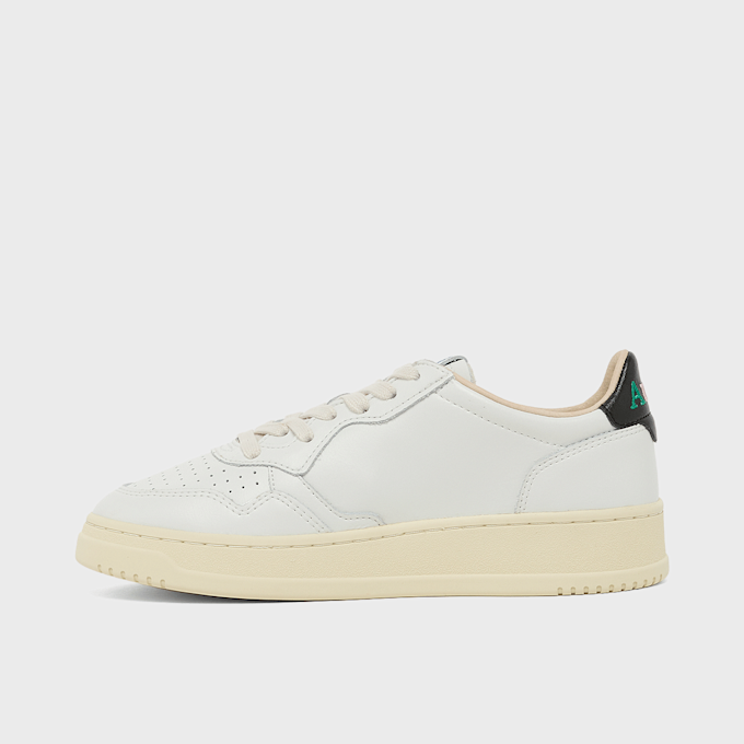 Autry Wmns Medalist Low white 100133 3