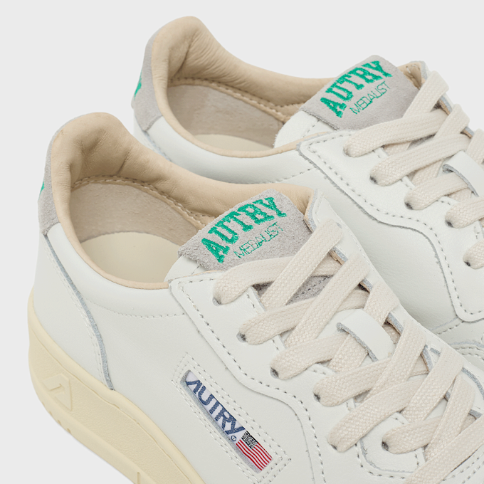 Autry Wmns Medalist Low Wom HJ01 white 100136 6