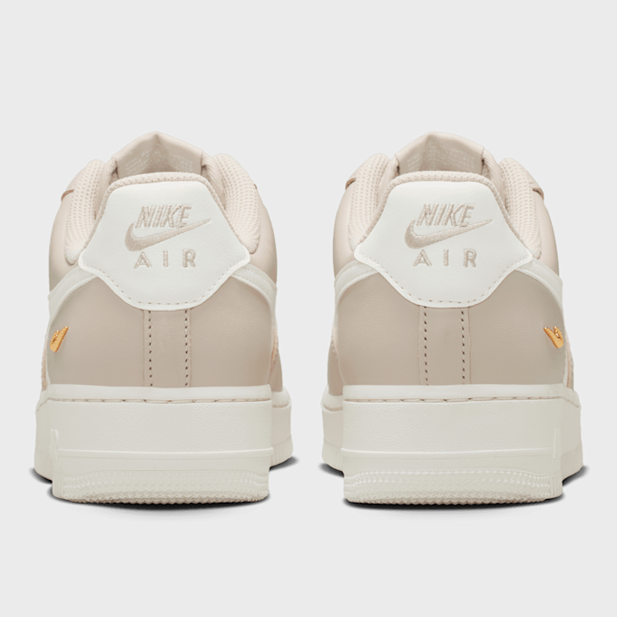 Nike   Wmns Air Force 1 '07 beige 101256 5