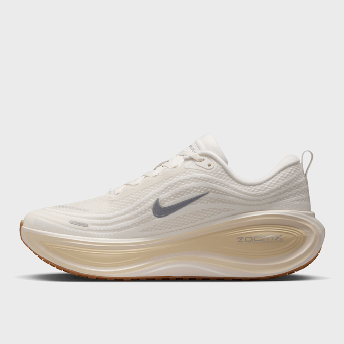 Nike   Vomero Plus beige 101304 3