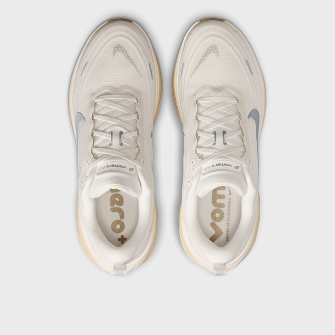 Nike   Vomero Plus beige 101304 4