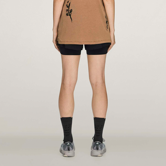 adidas Originals x Song For The Mute Wmns Running Shorts schwarz 101557 4