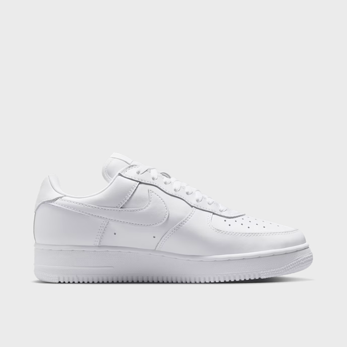 Nike   Wmns Air Force 1 "Triple White" (2001 Shape) white 101632 2