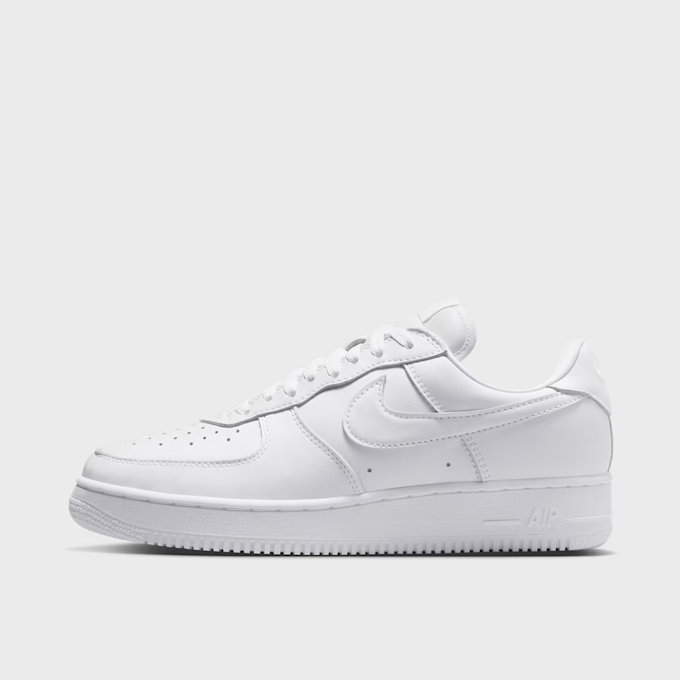 Nike   Wmns Air Force 1 "Triple White" (2001 Shape) white 101632 3