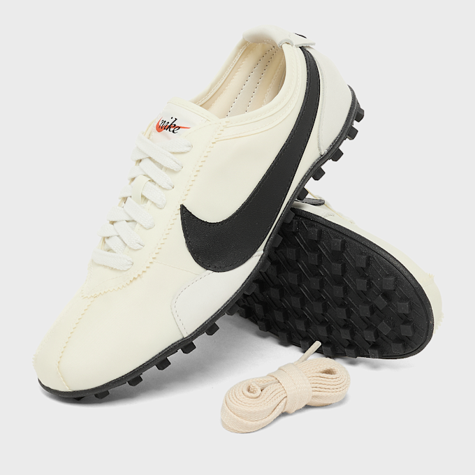 Nike   Wmns Moon Racer "Soft Pearl and Black" gelb 103327 7