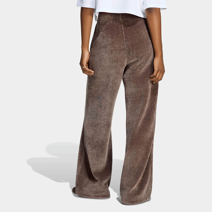 adidas Originals Premium Essential Wide Leg Pants bruin 103834 3