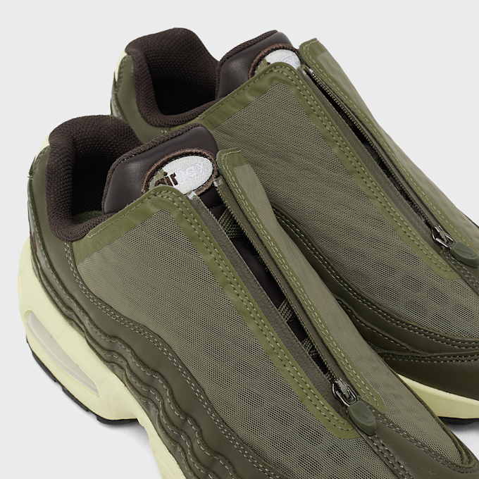 Nike   Air Max 95 Zip SP "Medium Olive" grün 106341 6