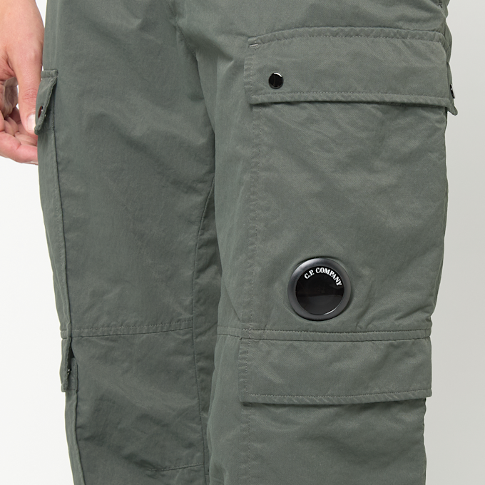 C. P. Company T-Flatt Regular Cargo Pants green 106842 4