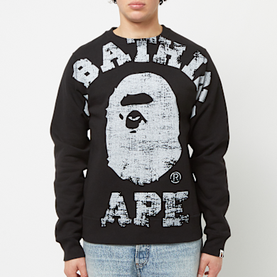 Buy A Bathing Ape Big College Crewneck in black | 001SWJ801002MBLK