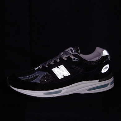 Buy New Balance 991v2 