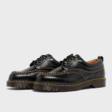 Buy Dr. Martens Lowell in black | 31816001 | solebox
